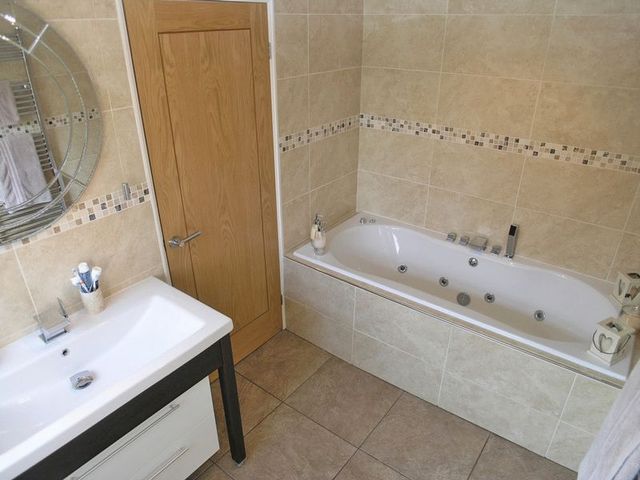  Image of 4 Bedroom Detached for sale at Oxford Drive Off Pargeter Street Stourbridge, DY8 1BP