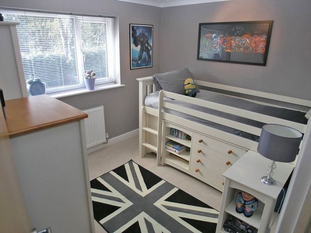  Image of 4 Bedroom Detached for sale at Oxford Drive Off Pargeter Street Stourbridge, DY8 1BP