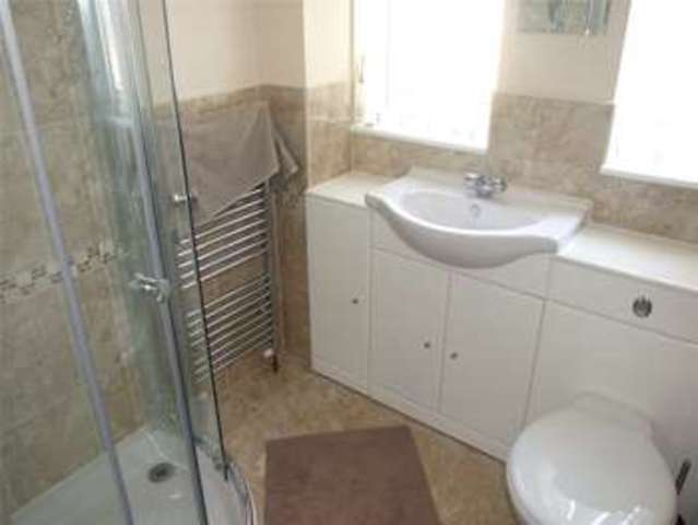  Image of 2 Bedroom Semi-Detached to rent at Tilehurst Reading Tilehurst, RG30 4HY