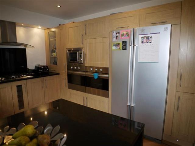  Image of 3 Bedroom Terraced for sale at Bramley Leeds Pudsey, LS13 4UW
