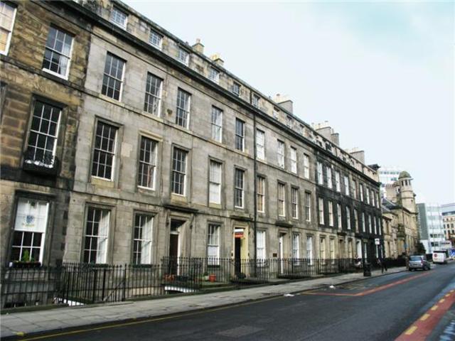  Image of 4 Bedroom Flat to rent at West End Edinburgh Edinburgh, EH3 8HX