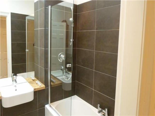  Image of 4 Bedroom Flat to rent at West End Edinburgh Edinburgh, EH3 8HX