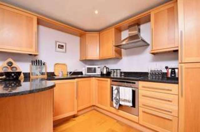  Image of 2 Bedroom Flat to rent at Watts Street  London, E1W 2PZ
