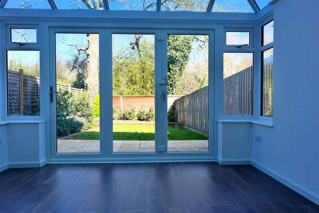  Image of 4 Bedroom Semi-Detached to rent at Winnersh Wokingham Winnersh, RG41 1AD