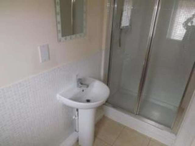  Image of 1 Bedroom Flat for sale at Solihull West Midlands Solihull, B91 2UP