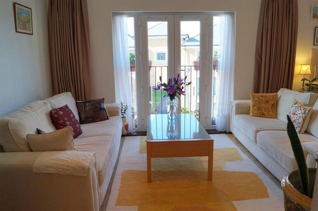  Image of 2 Bedroom Flat for sale at Isleworth Middlesex Isleworth, TW7 6TH