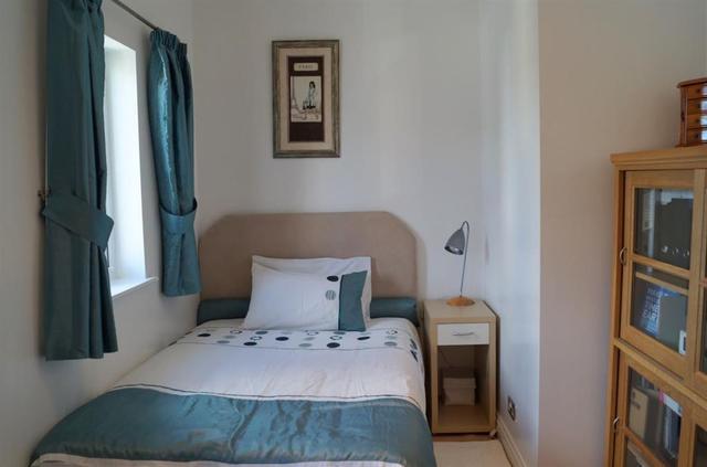  Image of 2 Bedroom Flat for sale at Isleworth Middlesex Isleworth, TW7 6TH