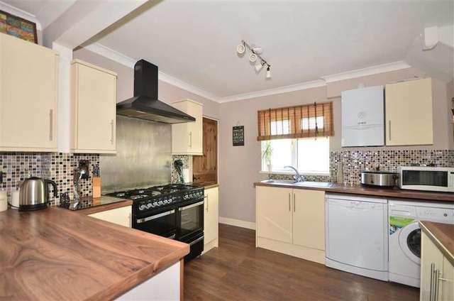  Image of 3 Bedroom Semi-Detached for sale at Newport Isle of Wight Newport, PO30 1RF
