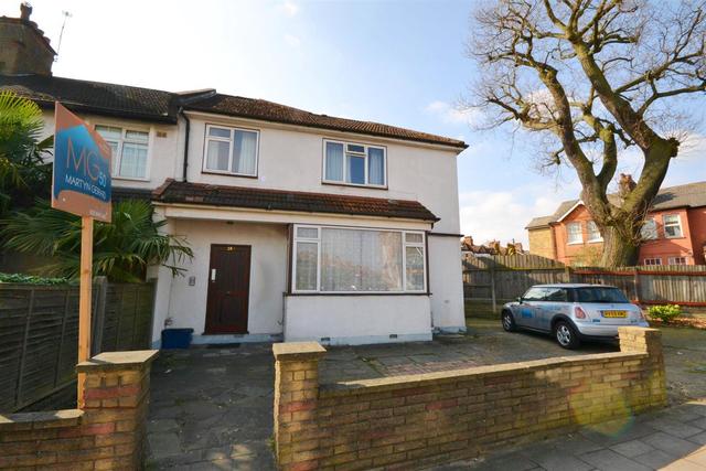  Image of Property to rent at North Finchley, N12 0RJ