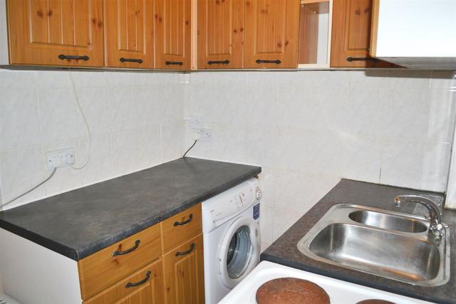  Image of Property to rent at North Finchley, N12 0RJ