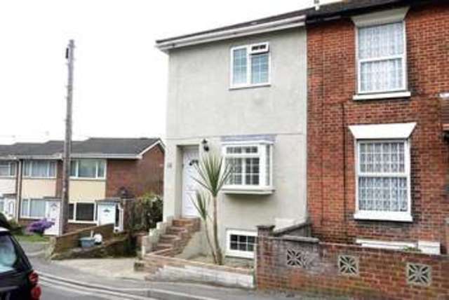  Image of 2 Bedroom Semi-Detached for sale at Glen Road Woolston Southampton, SO19 9EJ