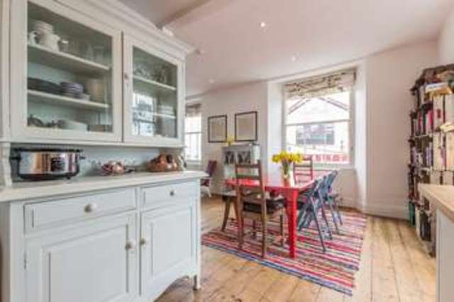  Image of 2 Bedroom Flat for sale at Bowness-on-Windermere Cumbria Bowness-on-Windermere, LA23 3BJ