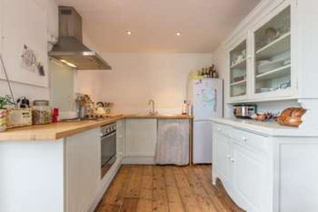  Image of 2 Bedroom Flat for sale at Bowness-on-Windermere Cumbria Bowness-on-Windermere, LA23 3BJ