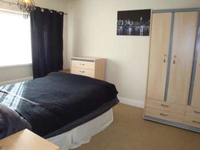  Image of 3 Bedroom Property for sale at Treefield Close ROTHERHAM ROTHERHAM, S61 4AB