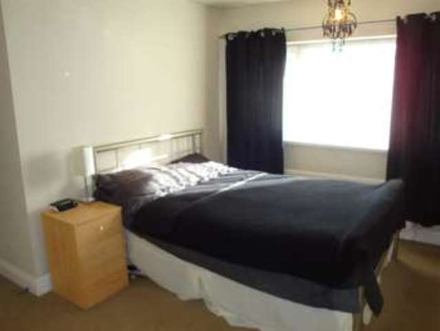  Image of 3 Bedroom Property for sale at Treefield Close ROTHERHAM ROTHERHAM, S61 4AB