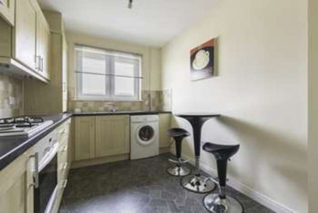  Image of 2 Bedroom Flat for sale at Alastair Soutar Crescent  Invergowrie, DD2 5BN