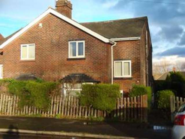  Image of 3 Bedroom Property for sale at Far Lane ROTHERHAM ROTHERHAM, S65 2HQ