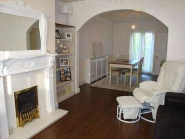  Image of 3 Bedroom Property for sale at Far Lane ROTHERHAM ROTHERHAM, S65 2HQ