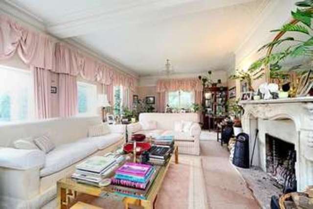  Image of 9 Bedroom Detached for sale at London Road  Bracknell, RG12 9FR