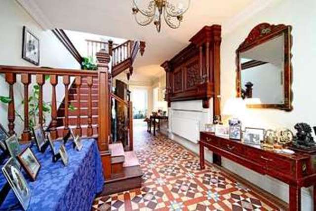  Image of 9 Bedroom Detached for sale at London Road  Bracknell, RG12 9FR