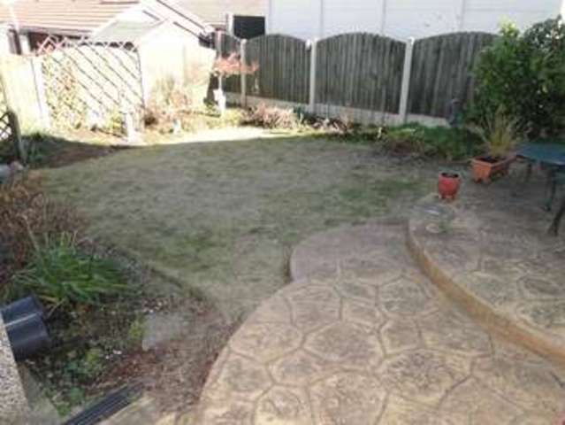 Image of 2 Bedroom Property for sale at Reedham Drive Rotherham Rotherham, S66 2SW