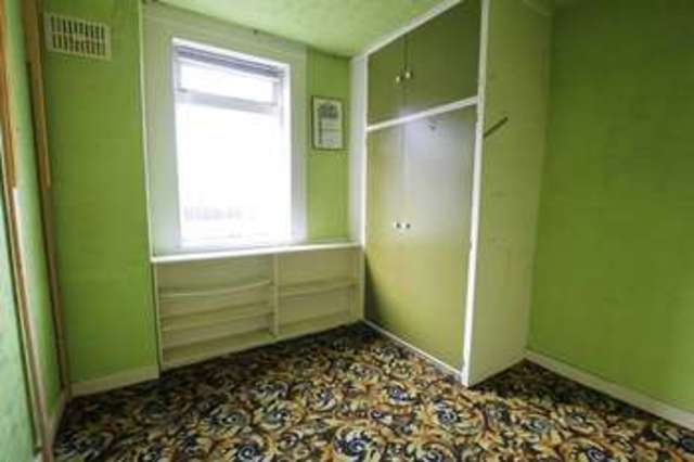  Image of 3 Bedroom Terraced for sale at Alverstone Road  Liverpool, L18 1HD