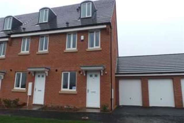  Image of 3 Bedroom Terraced to rent at Coventry, CV3 1PE
