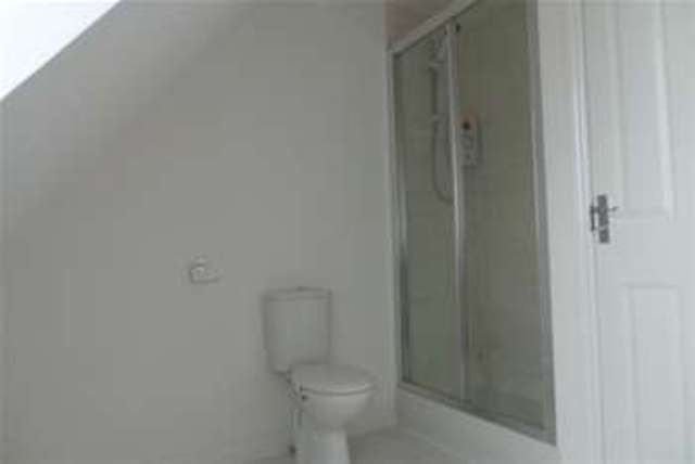  Image of 3 Bedroom Terraced to rent at Coventry, CV3 1PE