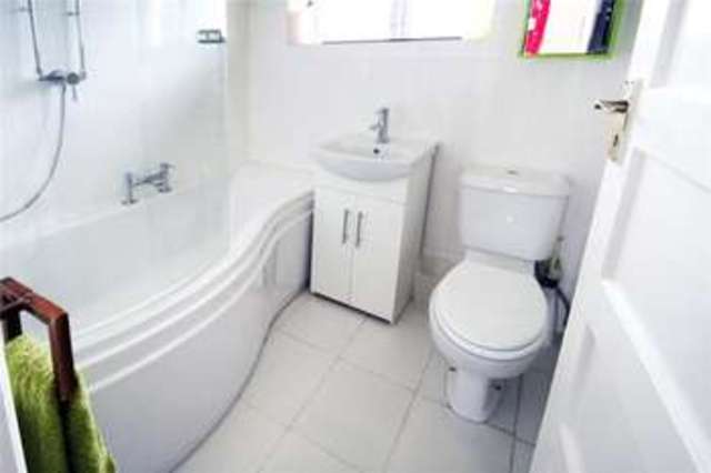 Image of 3 Bedroom Detached for sale at Angmering Hammerpot, BN16 4LL