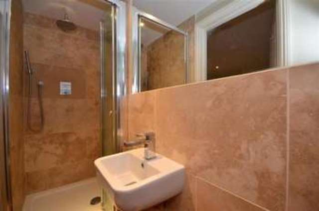  Image of 3 Bedroom Terraced for sale at Brighton East Sussex Brighton, BN1 3BG