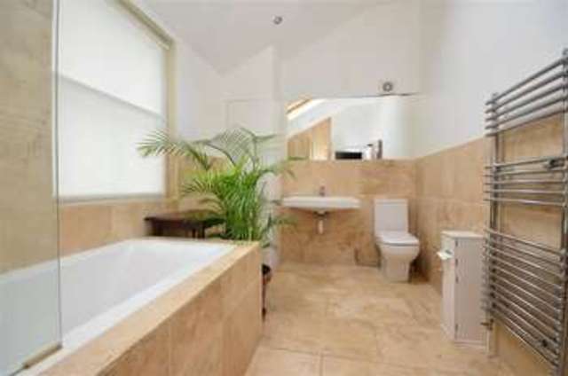  Image of 3 Bedroom Terraced for sale at Brighton East Sussex Brighton, BN1 3BG