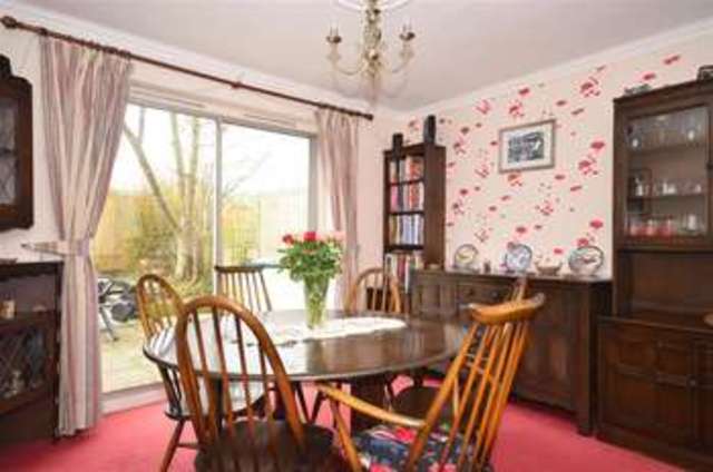  Image of 3 Bedroom End of Terrace for sale at Furnace Green Crawley Crawley, RH10 6LB
