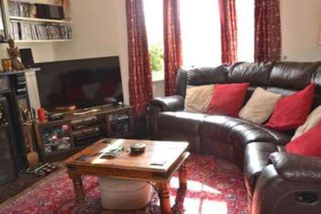  Image of 3 Bedroom Detached for sale at Bridport, DT6 3DN