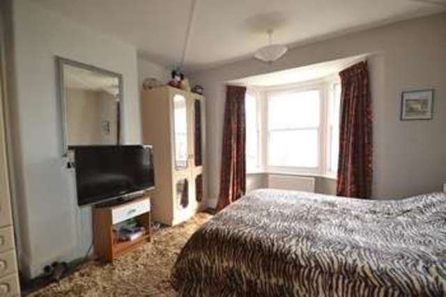  Image of 3 Bedroom Detached for sale at Bridport, DT6 3DN