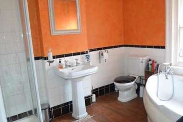 Image of 3 Bedroom Detached for sale at Bridport, DT6 3DN