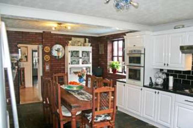  Image of 3 Bedroom Detached for sale at Colchester Essex Colchester, CO7 8JL