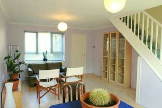 Image of 3 Bedroom Semi-Detached for sale at Buckingham, MK18 1TX