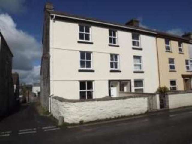  Image of 4 Bedroom End of Terrace for sale at Callington Cornwall Callington, PL17 7BG