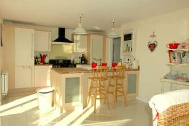  Image of 4 Bedroom Detached for sale at Calvert Green, MK18 2FS