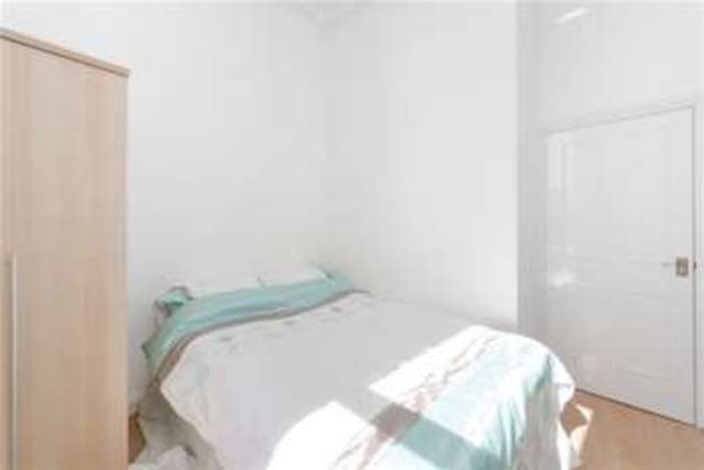  Image of 2 Bedroom Flat to rent at London, W10 5UB