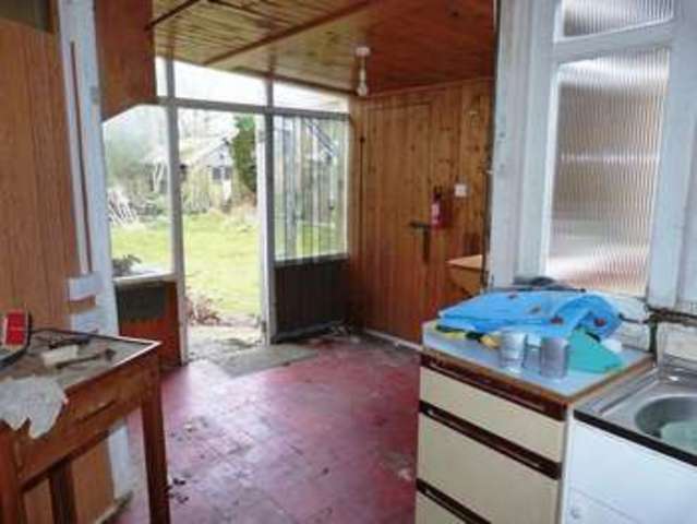  Image of 2 Bedroom Detached for sale at Heathway Chaldon Caterham, CR3 5DL