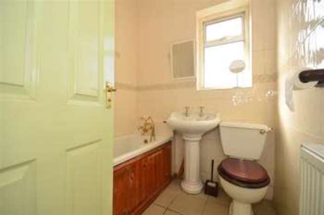  Image of 3 Bedroom Terraced for sale at Manor Park London Manor Park, E12 6LB