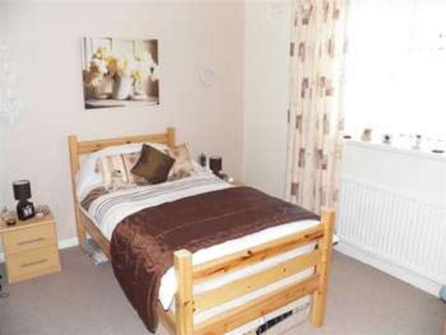  Image of 3 Bedroom Property for sale at Clwyd Road Penlan Penlan, SA5 7EZ