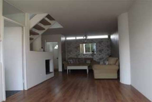  Image of 3 Bedroom Detached to rent at London, SE3 7PZ
