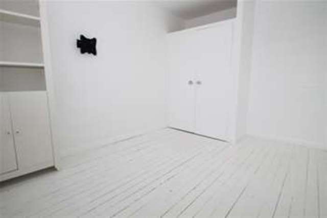  Image of 3 Bedroom Detached to rent at London, SE3 7PZ