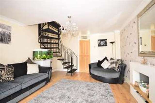  Image of 2 Bedroom Semi-Detached for sale at Lordswood Chatham Chatham, ME5 8XL