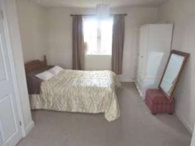  Image of 4 Bedroom Detached for sale at Calvert Buckingham Calvert, MK18 2FJ