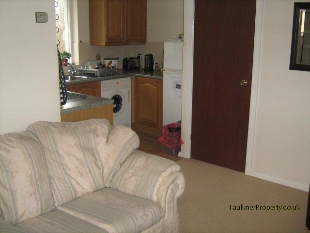  Image of 2 Bedroom Apartment to rent at <br>Bluebridge  Milton Keynes, MK13 0LJ