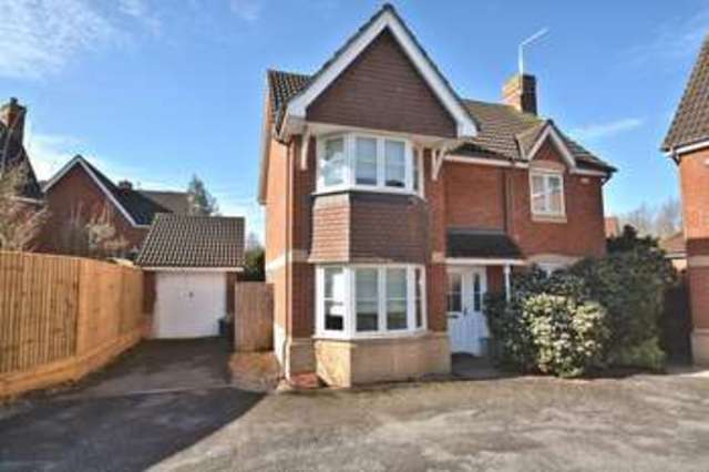  Image of 3 Bedroom Detached for sale at Dart Drive  Didcot, OX11 7XS