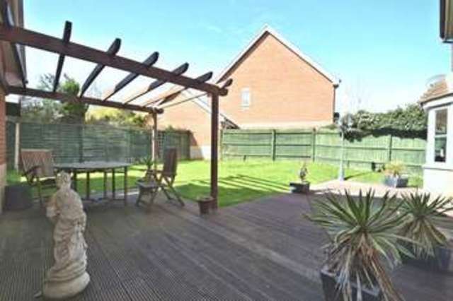  Image of 3 Bedroom Detached for sale at Dart Drive  Didcot, OX11 7XS